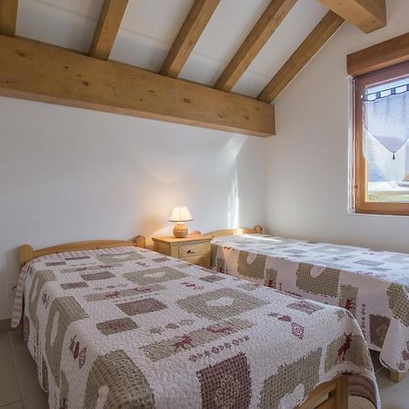 Gites De La Bresse Saint-Georges-Des-Hurtieres Esterno foto
